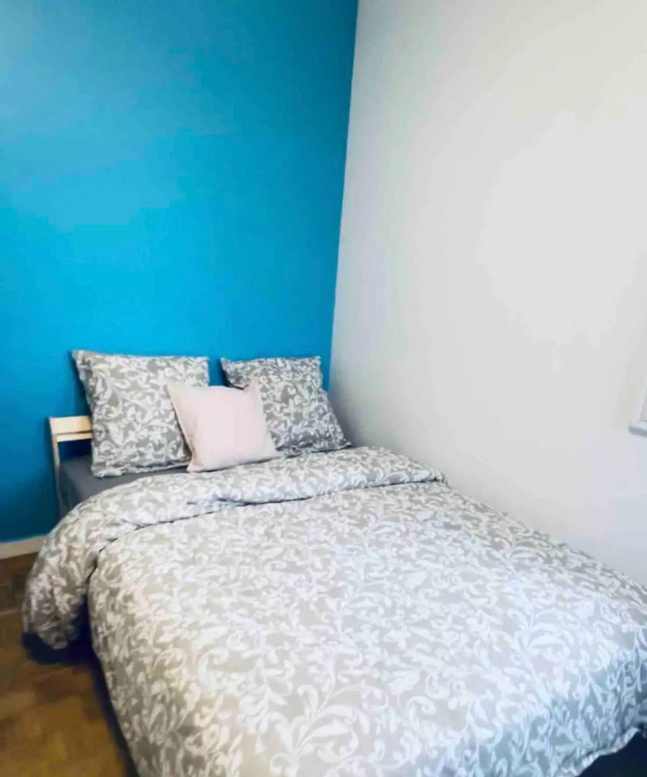Modern 2 Bedroom Apartment Near Paris Metro, Giant Flat Screen Tv 85 Inches, Balcony, Free Parking Ivry-sur-Seine Bagian luar foto